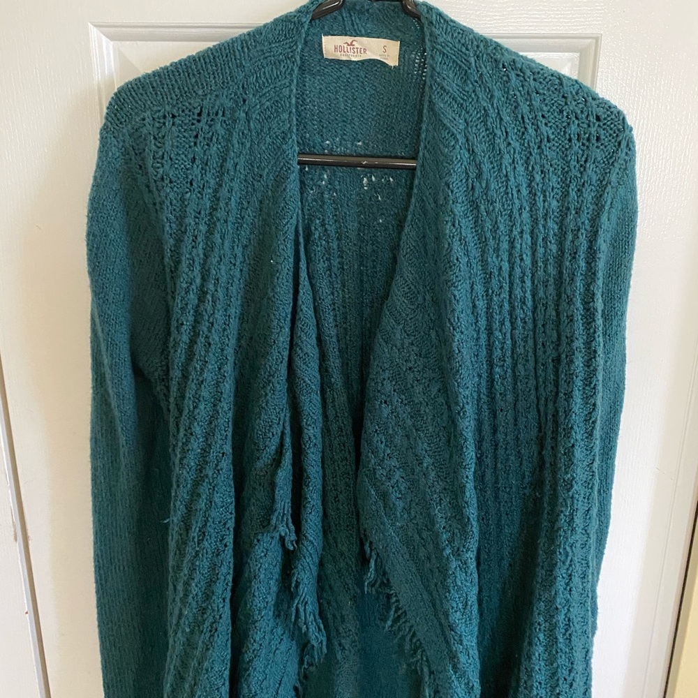 Hollister Wrap sweater cardigan